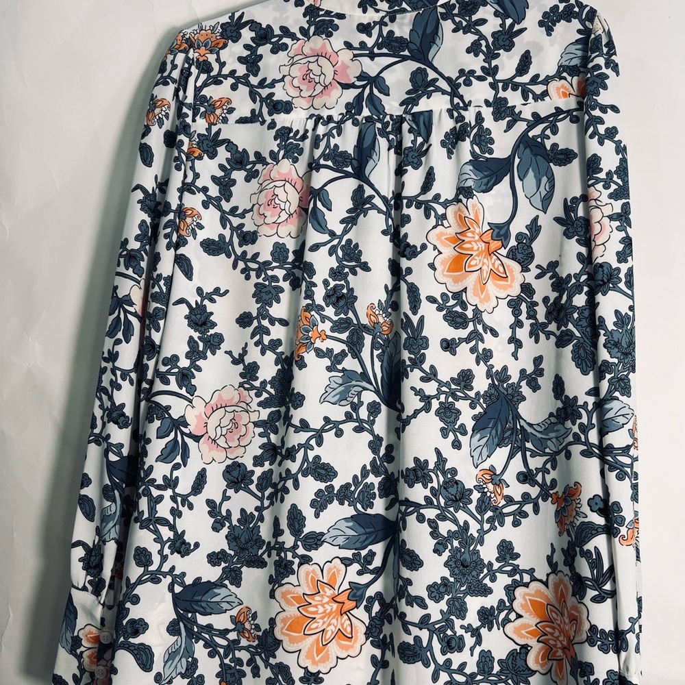 Tihari Floral Long Sleeve Button-Up Shirt - Picture 3 of 12